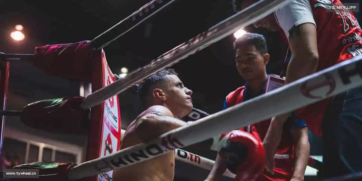 东升国际官网篮球撞击地面的声音，是梦想跳动的节奏！🏀